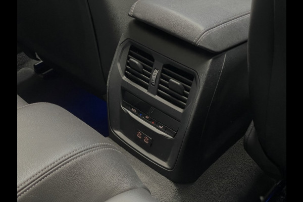 BMW 4 Serie Cabrio M440I laser/acc/head-up/dravitgrau/harmankardon/trekhaak
