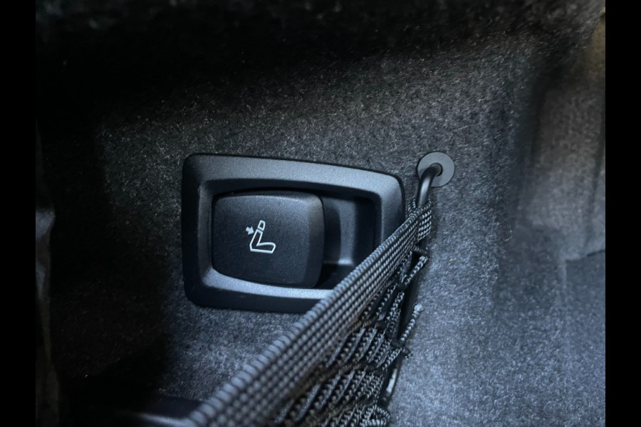 BMW 4 Serie Cabrio M440I laser/acc/head-up/dravitgrau/harmankardon/trekhaak