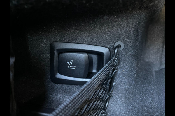 BMW 4 Serie Cabrio M440I laser/acc/head-up/dravitgrau/harmankardon/trekhaak