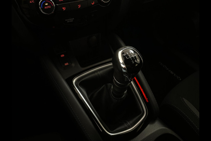 Nissan QASHQAI 1.3 DIG-T Tekna + AIRCO NAVI CRUISE BLUETOOTH MULTI STUUR VELGEN PRIVACYGLAS ZEER NETTE AUTO