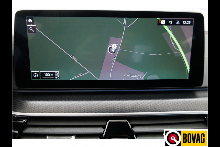 BMW 5 Serie 530e M-Sport Business Edition Plus 292 PK | Stoel- stuurverwarming | Adap. cruise Draadloze tel. lader | Navigatie | Sfeerverlichting