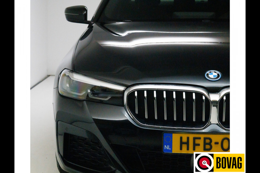 BMW 5 Serie 530e M-Sport Business Edition Plus 292 PK | Stoel- stuurverwarming | Adap. cruise Draadloze tel. lader | Navigatie | Sfeerverlichting