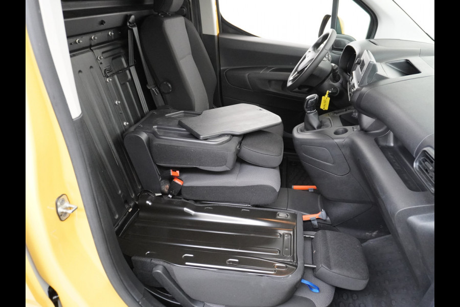 Opel Combo 1.5D L1H1 Edition 10x Op voorraad! 3-Pers. Airco Cruise-Contr. Bluetooth Elektr.ramen Elektr.spiegels+Verwarmd Centr.Vergr+ab. Schuifdeur Betonplex vloer Lat om Lat betimmering Origin. NLse auto, van binnen en buiten een Keurige Combo!