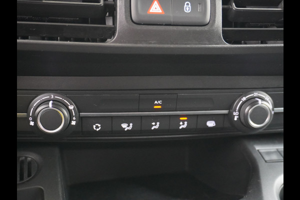 Opel Combo 1.5D L1H1 Edition 10x Op voorraad! 3-Pers. Airco Cruise-Contr. Bluetooth Elektr.ramen Elektr.spiegels+Verwarmd Centr.Vergr+ab. Schuifdeur Betonplex vloer Lat om Lat betimmering Origin. NLse auto, van binnen en buiten een Keurige Combo!