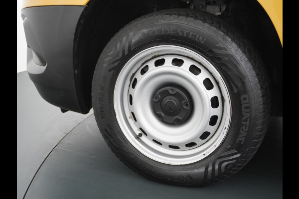 Opel Combo 1.5D L1H1 Edition 10x Op voorraad! 3-Pers. Airco Cruise-Contr. Bluetooth Elektr.ramen Elektr.spiegels+Verwarmd Centr.Vergr+ab. Schuifdeur Betonplex vloer Lat om Lat betimmering Origin. NLse auto, van binnen en buiten een Keurige Combo!