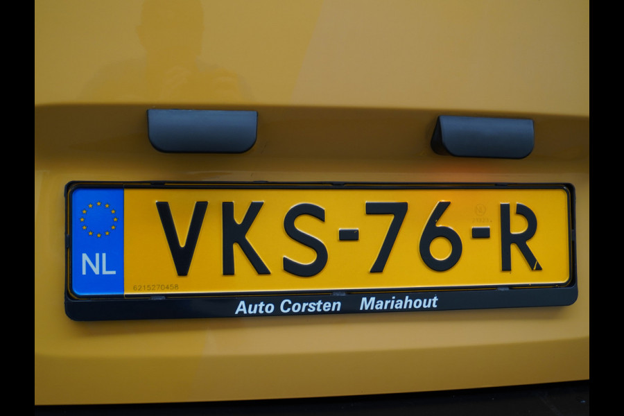 Opel Combo 1.5D L1H1 Edition 10x Op voorraad! 3-Pers. Airco Cruise-Contr. Bluetooth Elektr.ramen Elektr.spiegels+Verwarmd Centr.Vergr+ab. Schuifdeur Betonplex vloer Lat om Lat betimmering Origin. NLse auto, van binnen en buiten een Keurige Combo!