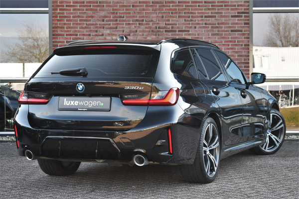 BMW 3 Serie Touring 330e M-Sport el-trekh el-zetels HUD 19inch camera HiFi