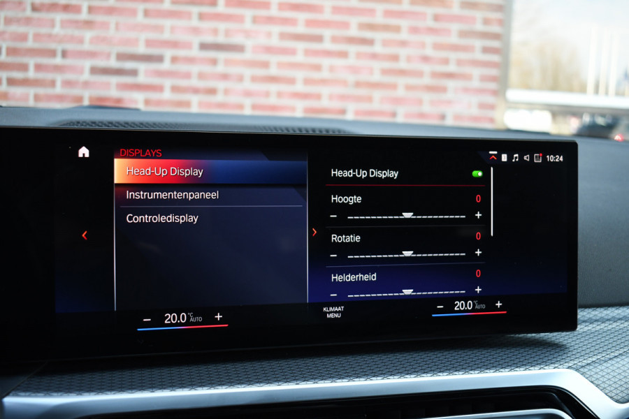 BMW 3 Serie Touring 330e M-Sport el-trekh el-zetels HUD 19inch camera HiFi