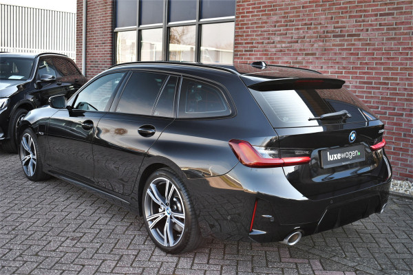 BMW 3 Serie Touring 330e M-Sport el-trekh el-zetels HUD 19inch camera HiFi