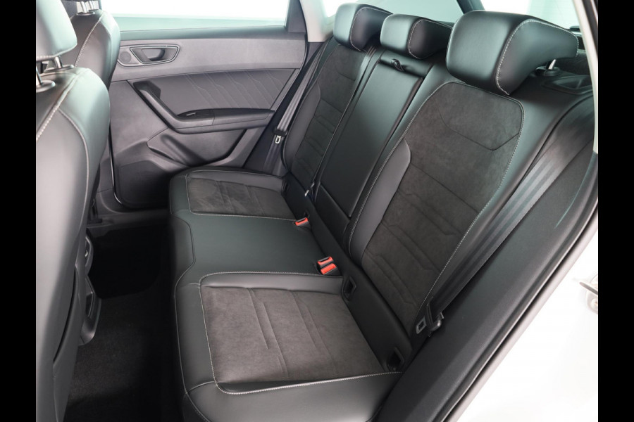 Seat Ateca Style Business Intense 1.5 TSI 150 pk 7 versn. DSG | Keyless entry & go | Winterpack met dinamica bekleding