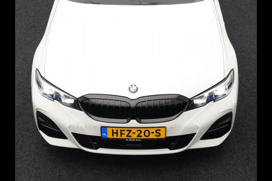 BMW 3 Serie Touring 330e M Sport Plug In Hybrid 293pk PHEV | Panodak | Adaptive Cruise | Trekhaak af Fabriek | Harman Kardon | Head Up | Adaptive Onderstel | Apple Carplay | Sportstoelen |