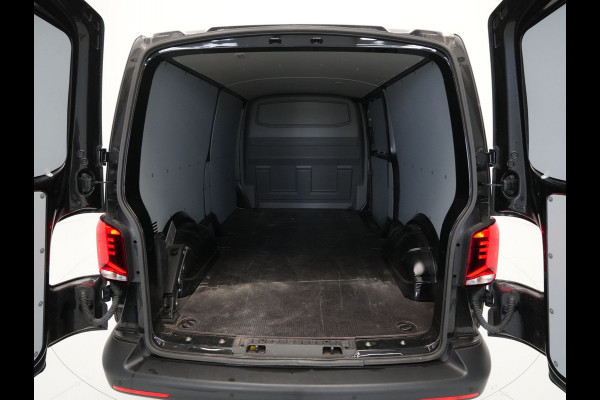 Volkswagen Transporter 2.0 TDI L2H1 28 Economy Business Navi via App Pdc Cruise Trekhaak