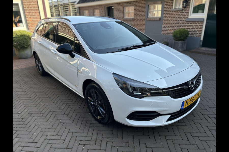 Opel Astra Sports Tourer 1.2 110pk Design & Tech Navi, Camera, Carplay, LMV, PDC