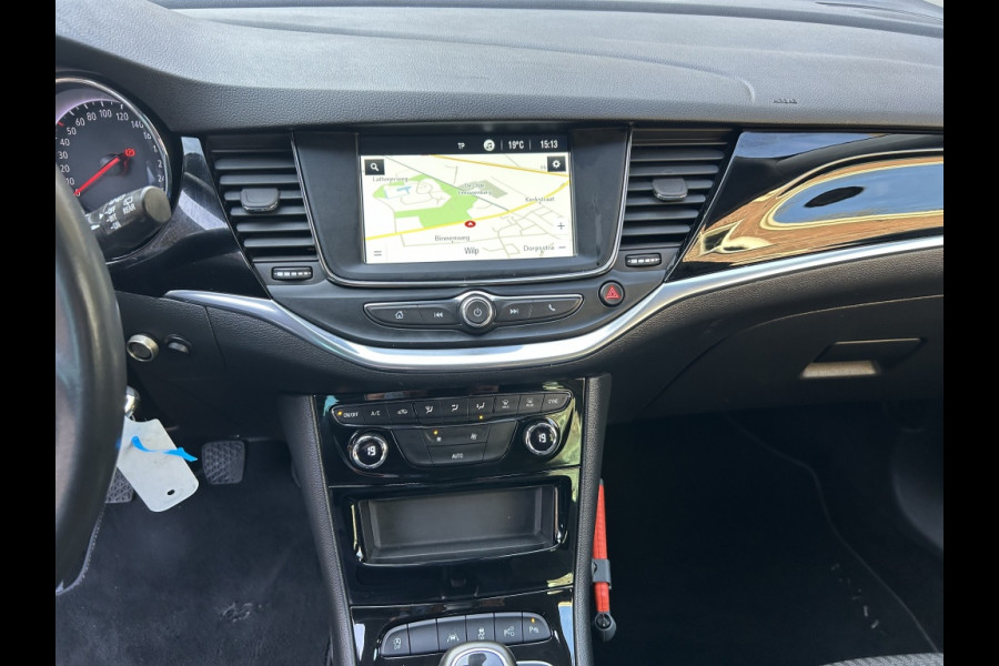 Opel Astra Sports Tourer 1.2 110pk Design & Tech Navi, Camera, Carplay, LMV, PDC