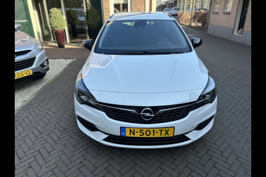 Opel Astra Sports Tourer 1.2 110pk Design & Tech Navi, Camera, Carplay, LMV, PDC