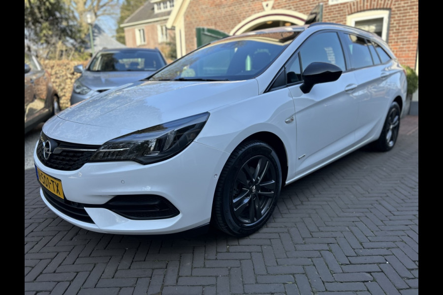 Opel Astra Sports Tourer 1.2 110pk Design & Tech Navi, Camera, Carplay, LMV, PDC