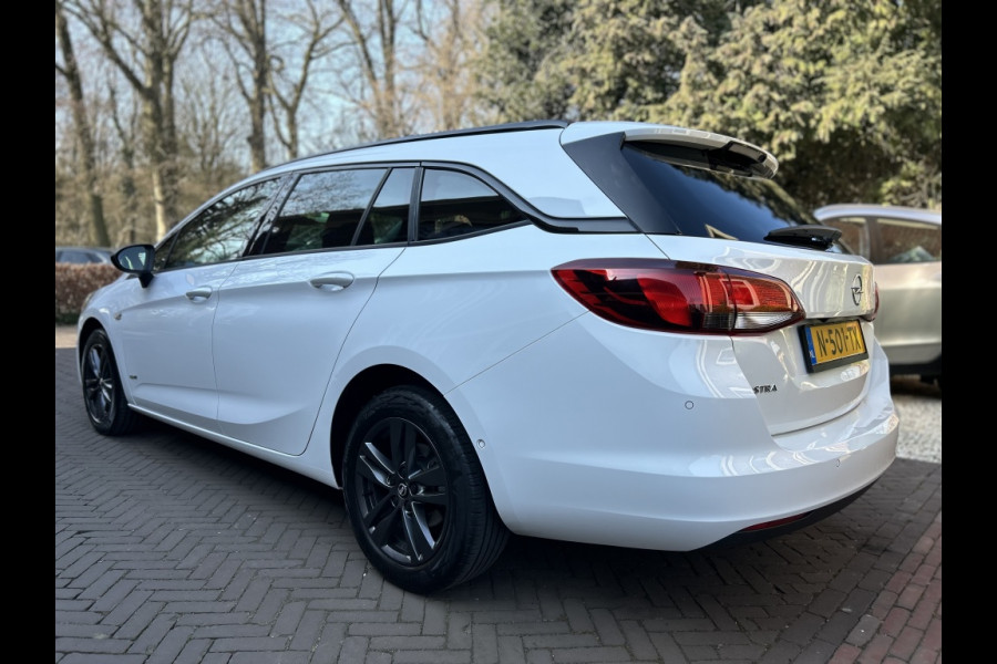 Opel Astra Sports Tourer 1.2 110pk Design & Tech Navi, Camera, Carplay, LMV, PDC