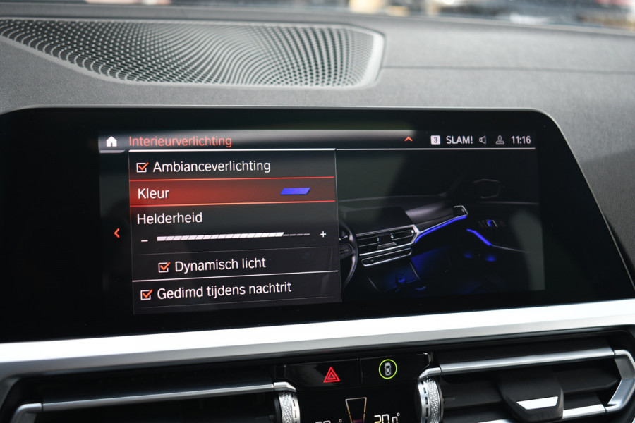 BMW 3 Serie Touring 330e xDrive M-Sport Dravit Pano HUD El-zetels Adp-demping Camera