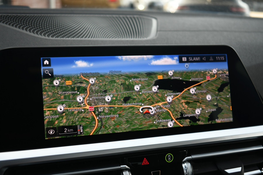 BMW 3 Serie Touring 330e xDrive M-Sport Dravit Pano HUD El-zetels Adp-demping Camera