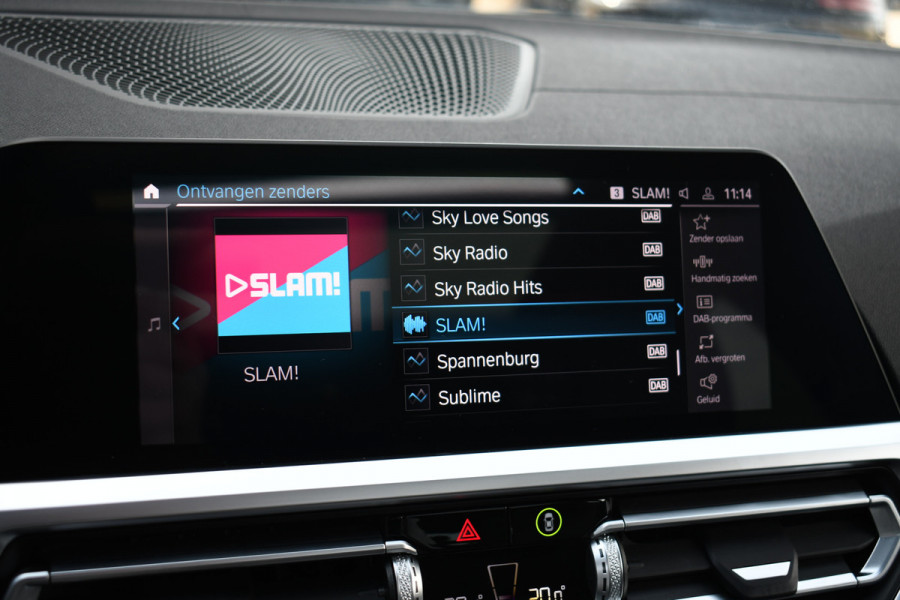 BMW 3 Serie Touring 330e xDrive M-Sport Dravit Pano HUD El-zetels Adp-demping Camera