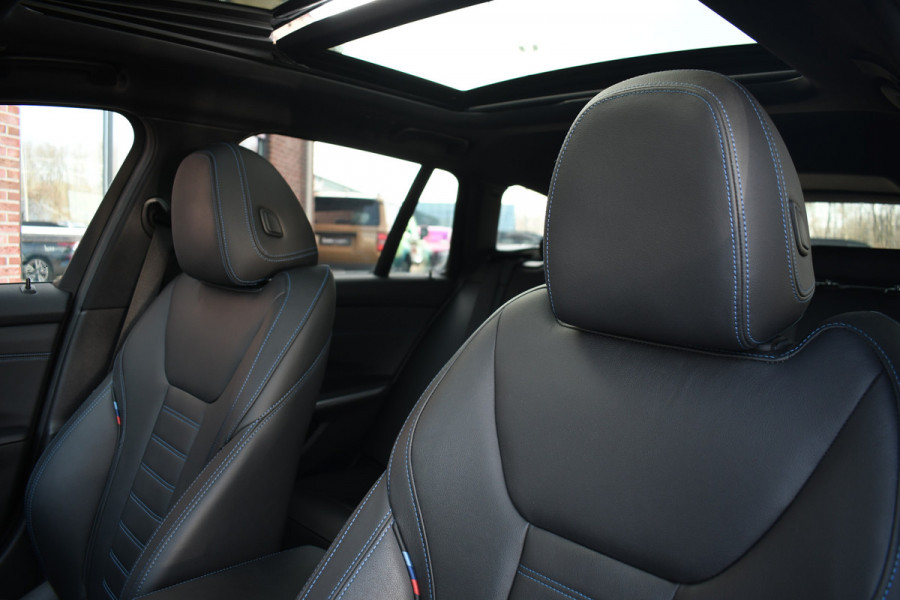 BMW 3 Serie Touring 330e xDrive M-Sport Dravit Pano HUD El-zetels Adp-demping Camera