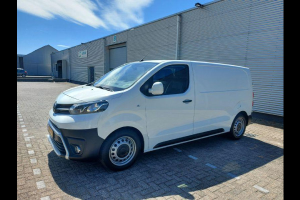 Toyota ProAce Worker 1.6 D-4D Cool Comfort prijs is EX btw, airco,cruisecontrol,radio/cd,