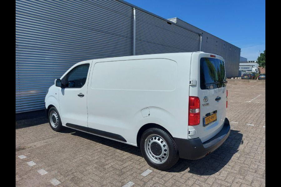 Toyota ProAce Worker 1.6 D-4D Cool Comfort prijs is EX btw, airco,cruisecontrol,radio/cd,