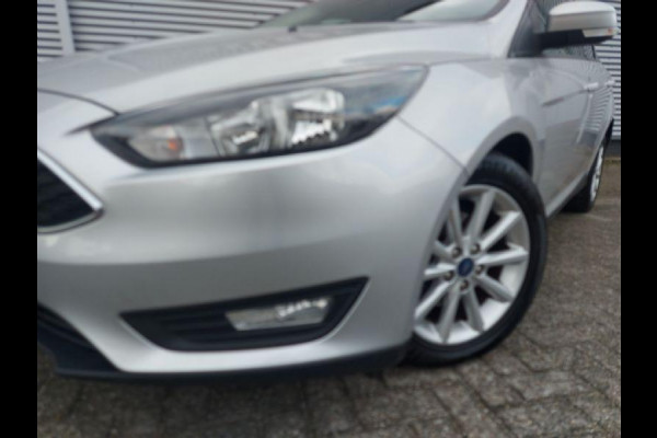 Ford Focus 1.0 Trend Automaat, airco,cruisecontrol,navigatie,