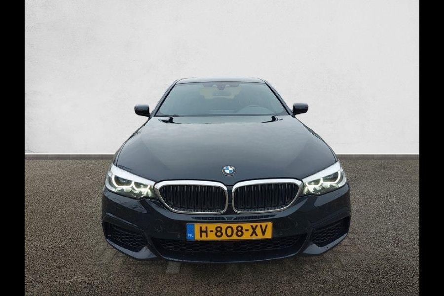 BMW 5 Serie 530i High Executive Edition M-Sport pakket virtueel, navigatie, sportstoelen