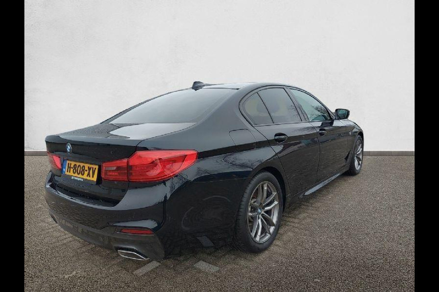 BMW 5 Serie 530i High Executive Edition M-Sport pakket virtueel, navigatie, sportstoelen