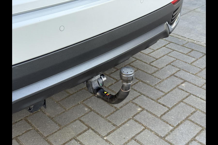 Lexus NX 300h Luxury Line | Trekhaak, Leer, Stoel + Stuurverwarming, Dodehoekherkenning, Elektrische achterklep, 18 inch