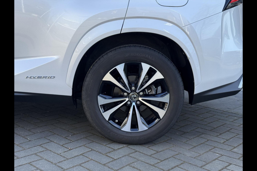 Lexus NX 300h Luxury Line | Trekhaak, Leer, Stoel + Stuurverwarming, Dodehoekherkenning, Elektrische achterklep, 18 inch