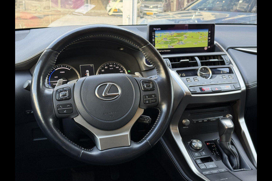Lexus NX 300h Luxury Line | Trekhaak, Leer, Stoel + Stuurverwarming, Dodehoekherkenning, Elektrische achterklep, 18 inch