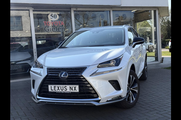 Lexus NX 300h Luxury Line | Trekhaak, Leer, Stoel + Stuurverwarming, Dodehoekherkenning, Elektrische achterklep, 18 inch