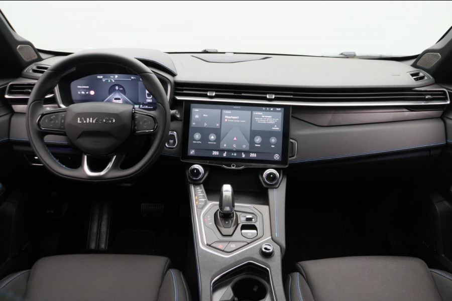 Lynk & Co 01 1.5 261PK Plug-in Hybrid *Fabrieksgarantie* 360* camera Pano/dak Apple/Carplay Adaptive/Cruise Zwart hemel