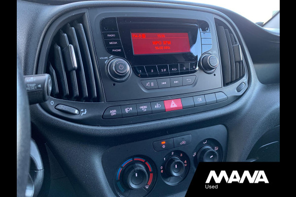 Fiat Dobló Cargo 1.3 MJ L1H1 Actual Airco Trekhaak Bluetooth 12V Betonplex USB Zwart AUX ASR