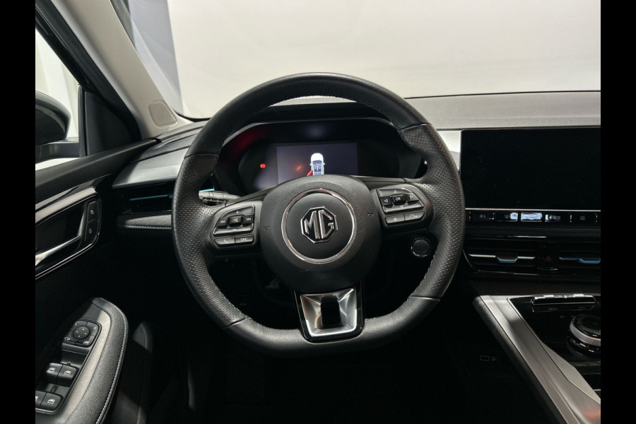 MG 5 Standard Range Luxury 50 kWh | 360 graden camera | Verwarmde voorstoelen | Adaptieve cruise control | SoH (batterijcheck) 89.97 % score!