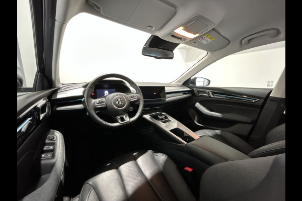 MG 5 Standard Range Luxury 50 kWh | 360 graden camera | Verwarmde voorstoelen | Adaptieve cruise control | SoH (batterijcheck) 89.97 % score!