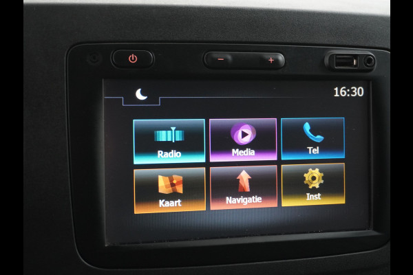 Opel Movano 2.3CDTI L2H2 3-Persoons Navi Ecc Camera Cruise Control Bluetooth Regen/Lichtsensor Pdc Betonplex vloer Lat om Lat betimmering Schuifdeur Navigatiepakket EURO 6 Y