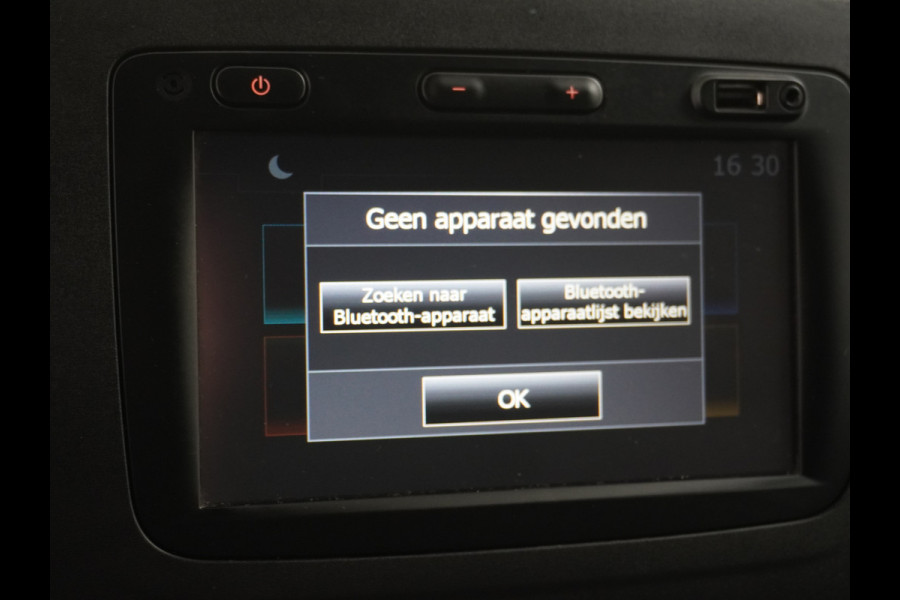 Opel Movano 2.3CDTI L2H2 3-Persoons Navi Ecc Camera Cruise Control Bluetooth Regen/Lichtsensor Pdc Betonplex vloer Lat om Lat betimmering Schuifdeur Navigatiepakket EURO 6 Y