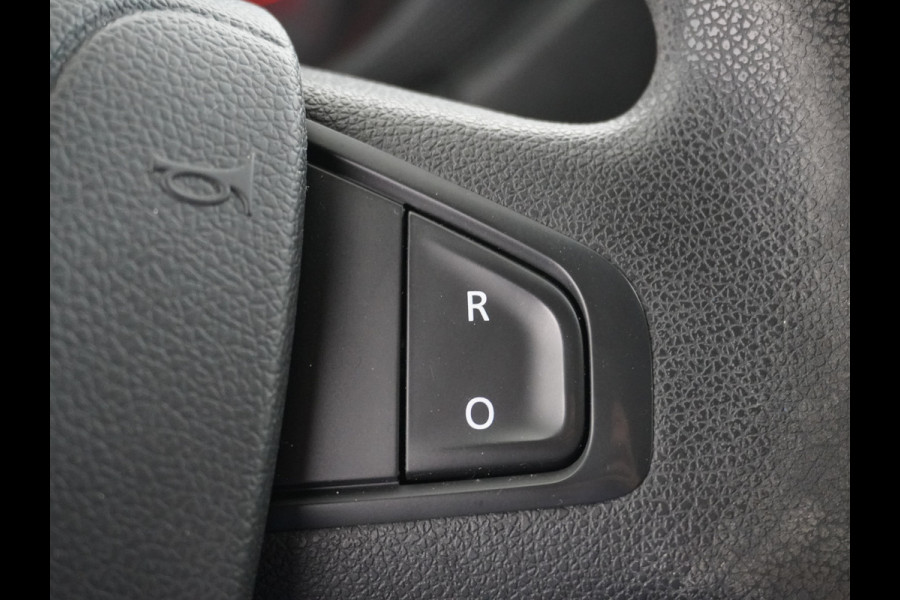 Opel Movano 2.3CDTI L2H2 3-Persoons Navi Ecc Camera Cruise Control Bluetooth Regen/Lichtsensor Pdc Betonplex vloer Lat om Lat betimmering Schuifdeur Navigatiepakket EURO 6 Y