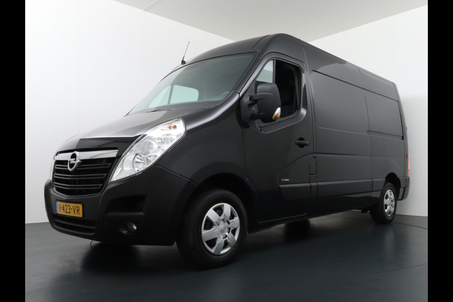 Opel Movano 2.3CDTI L2H2 3-Persoons Navi Ecc Camera Cruise Control Bluetooth Regen/Lichtsensor Pdc Betonplex vloer Lat om Lat betimmering Schuifdeur Navigatiepakket EURO 6 Y