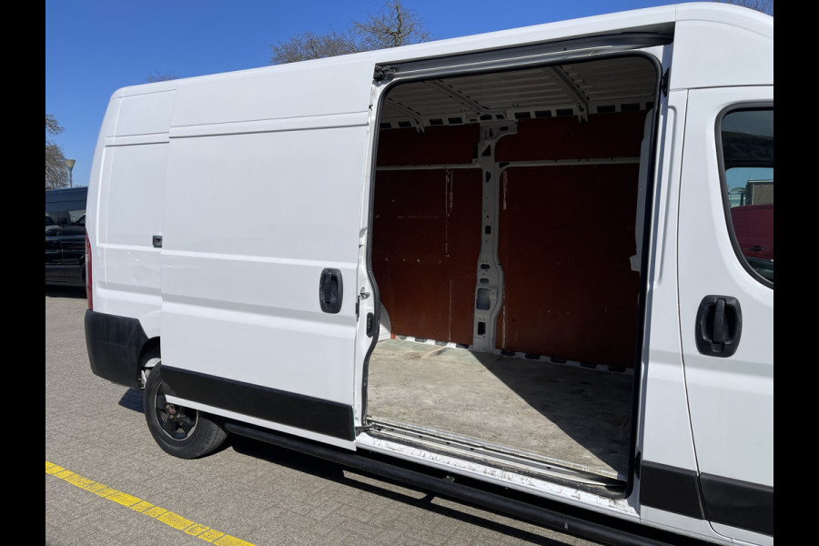 Fiat Ducato 33 2.3 MultiJet 120pk L3H2 / vaste prijs rijklaar € 19.950 ex btw / lease vanaf € 366 / cruise en climate control / navigatie / euro 6 diesel / lichtmetalen velgen / bpm vrij