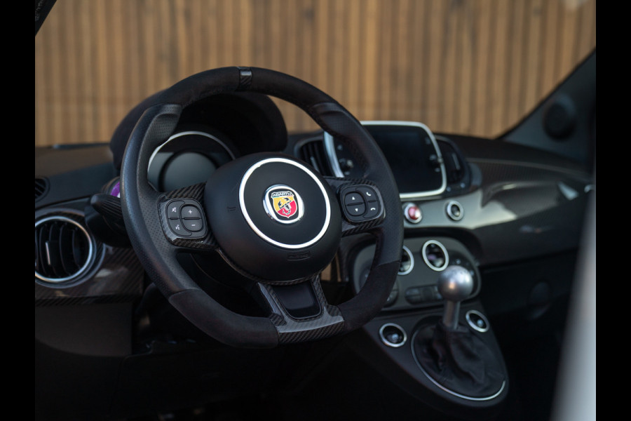 Abarth 595 C Competizione 70th Anniversary | Sabelt stoelen | Carbon dashboard