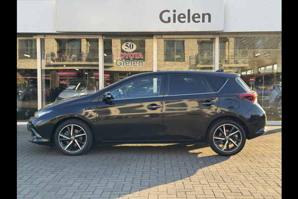 Toyota Auris 1.8 Hybrid Black Edition | Navigatie, 17 inch, Cruise control, Licht + Regensensor, Privacy Glass, Parkeercamera