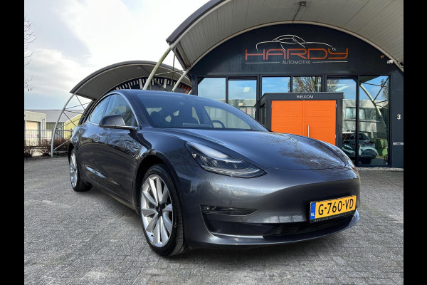 Tesla Model 3 Long Range AWD 75 kWh 86% SOH Trekhaak (1.000kg) 4x nw band Rijklaarprijs!