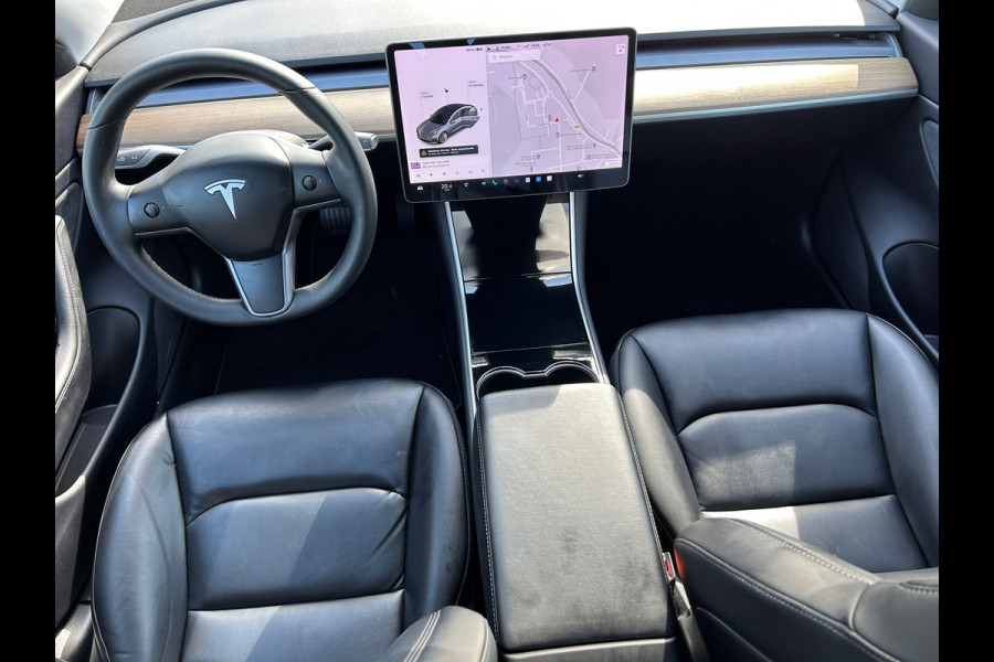 Tesla Model 3 Long Range AWD 75 kWh 86% SOH Trekhaak (1.000kg) 4x nw band Rijklaarprijs!