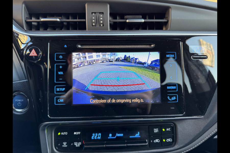 Toyota Auris 1.8 Hybrid Black Edition | Navigatie, 17 inch, Cruise control, Licht + Regensensor, Privacy Glass, Parkeercamera