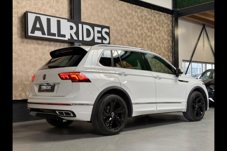 Volkswagen Tiguan 1.5 TSI R-Line | Pano | Trekhaak | Keyless | ACC | Camera | Vitual