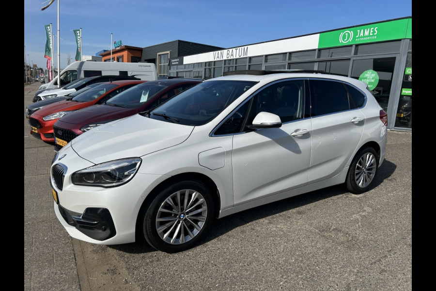 BMW 2 Serie Active Tourer 225xe iPerformance Panodak Leder